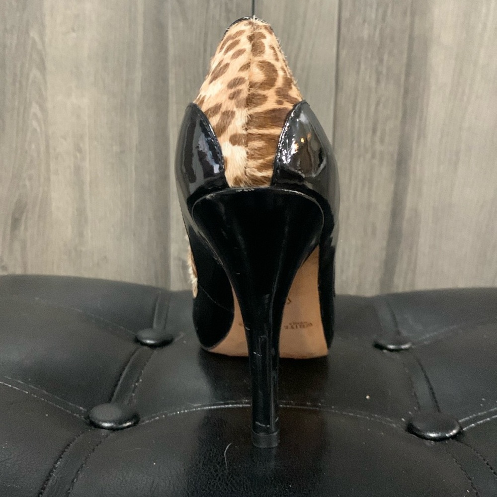 White House Black Market Cheetah Faux Fur Black Patent Leather Shoes Size 6.5M - Picture 5 of 12